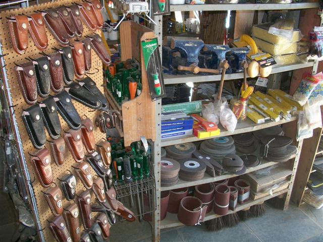 CASA DE RAÇÕES EM SÃO JOSE DO VALE DO RIO PRETO - NO RAMO - RJ