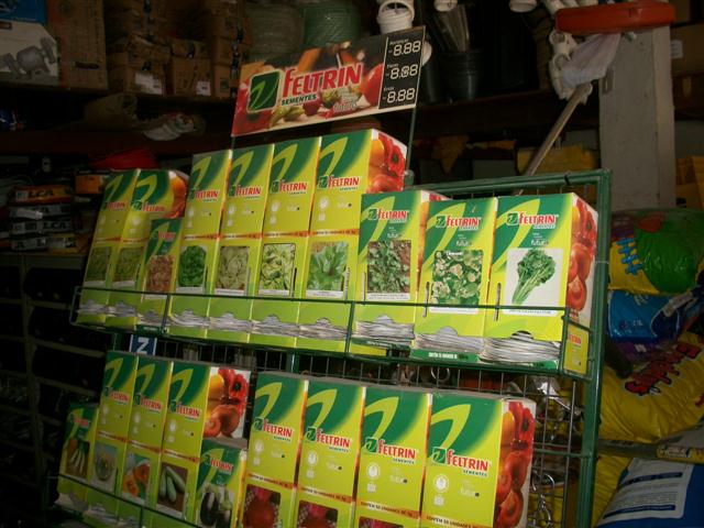 CASA DE RAÇÕES EM SÃO JOSE DO VALE DO RIO PRETO - NO RAMO - RJ