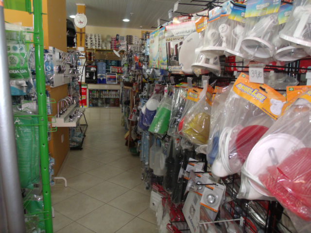 MATERIAL DE CONSTRUCAO EM FAROL DE SAO THOME - BAZAR MARIOZINHO