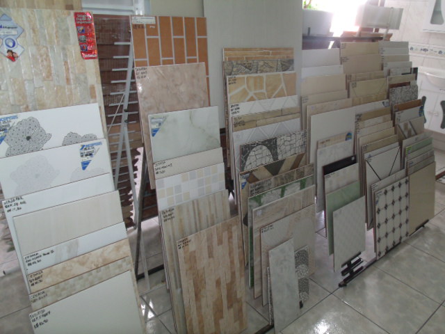 MATERIAL DE CONSTRUCAO EM FAROL DE SAO THOME - BAZAR MARIOZINHO