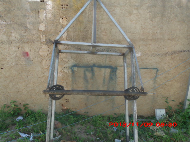 SERRALHERIA EM FAROL DE SAO THOME - SERRALHERIA SAO THOME