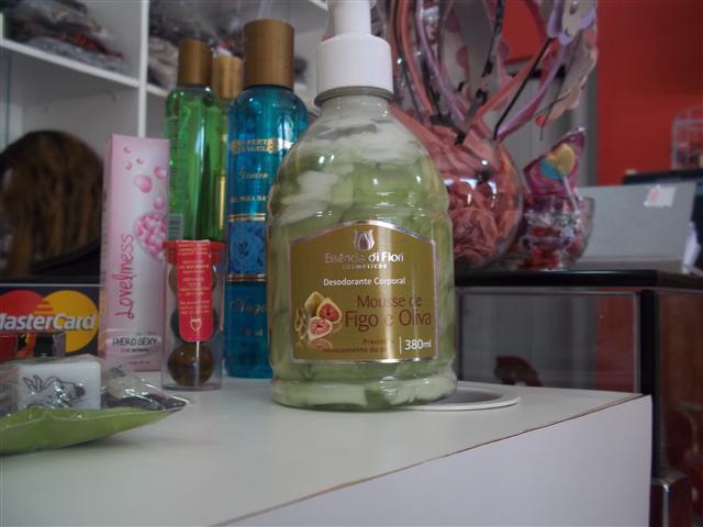 LOJA DE SAPATOS ROUPAS BOLSAS E PRODUTOS IMPORTADOS EM XEREM DUQUE DE CAXIAS - CRAVO E CANELA - RJ