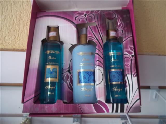 LOJA DE SAPATOS ROUPAS BOLSAS E PRODUTOS IMPORTADOS EM XEREM DUQUE DE CAXIAS - CRAVO E CANELA - RJ