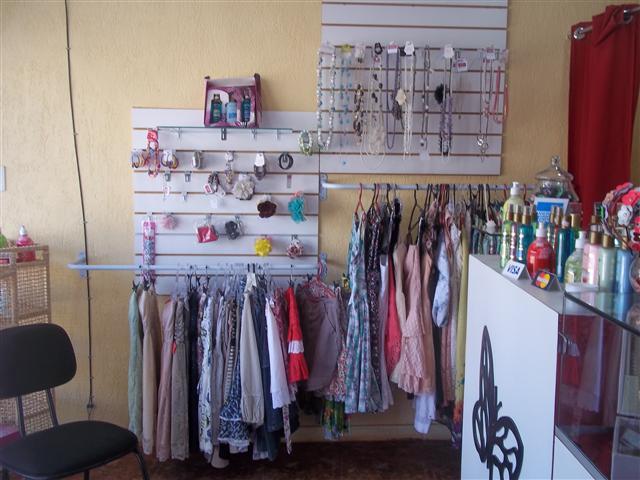 LOJA DE SAPATOS ROUPAS BOLSAS E PRODUTOS IMPORTADOS EM XEREM DUQUE DE CAXIAS - CRAVO E CANELA - RJ