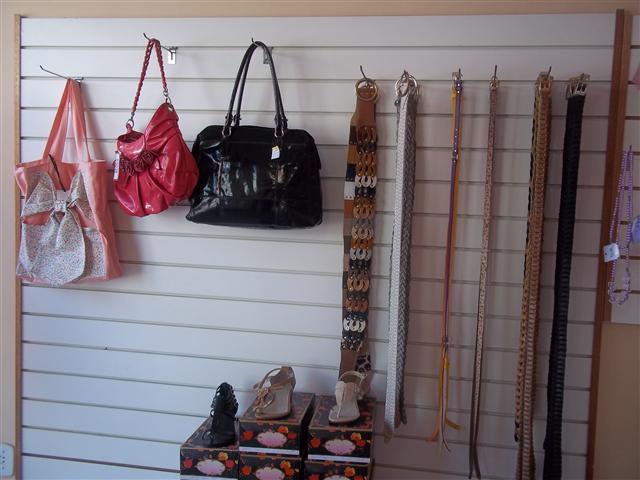 ACESSORIOS FEMININOS E SAPATOS EM XEREM DUQUE DE CAXIAS - SABOR DE MEL - RJ