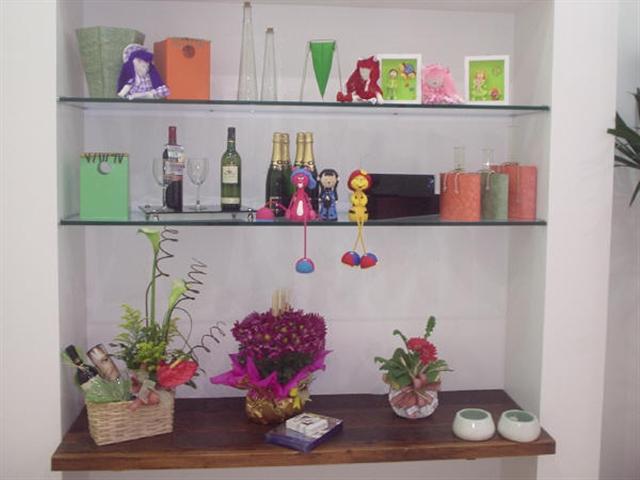 LOJA DE VIDROS TEMPERADOS CANELADO FUME LISO ESPELHOS COLORIDOS EM GERAL EM XEREM DUQUE DE CAXIAS - RIO TEMPER VIDROS - RJ