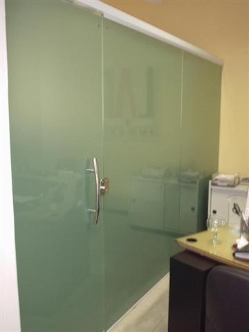 LOJA DE VIDROS TEMPERADOS CANELADO FUME LISO ESPELHOS COLORIDOS EM GERAL EM XEREM DUQUE DE CAXIAS - RIO TEMPER VIDROS - RJ