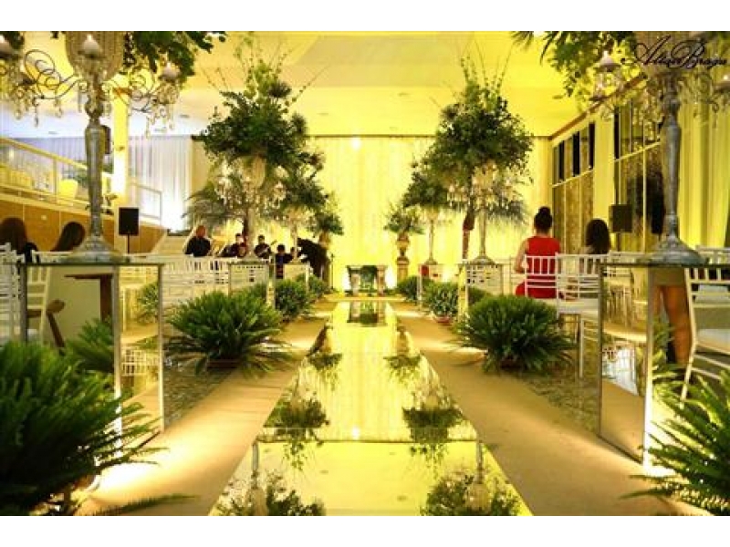 ORNAMENTAÇÃO DE CASAMENTOS EM NOVA FRIBURGO