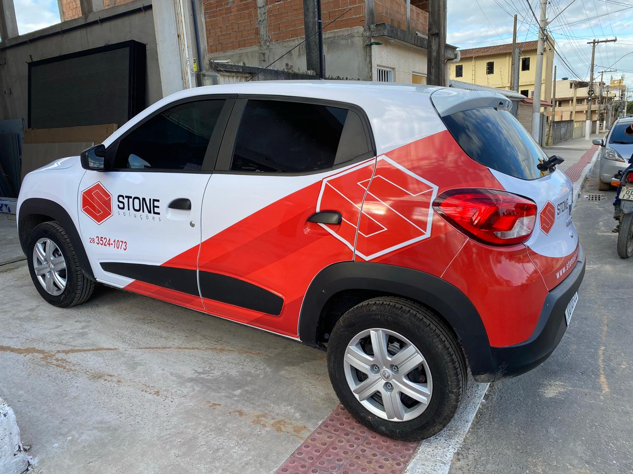 PLACAS EM LONA PARA LOJAS EM GUARAPARI - ES