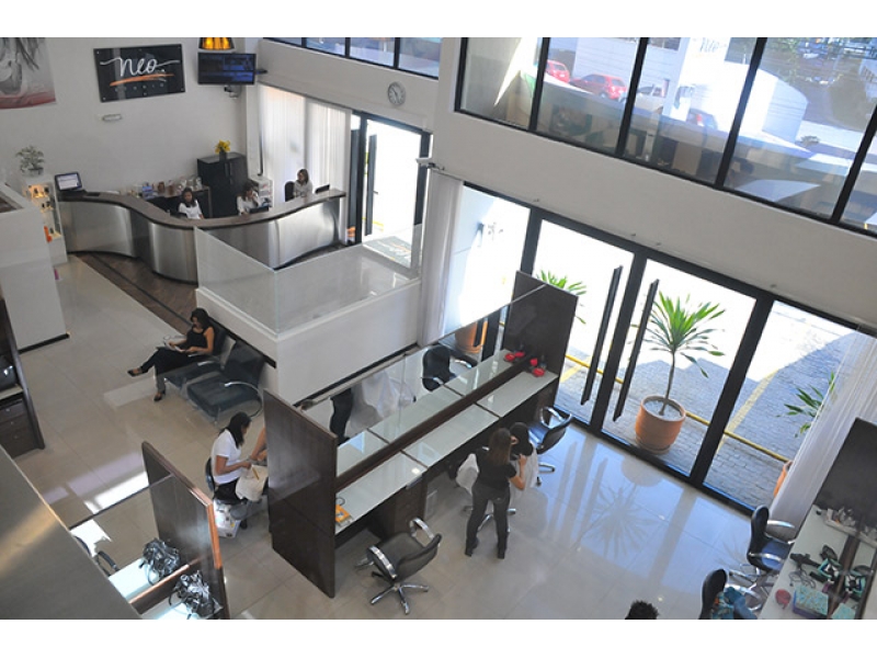 SALÃO DE CABELEIREIROS NO MORUMBI EM SÃO PAULO