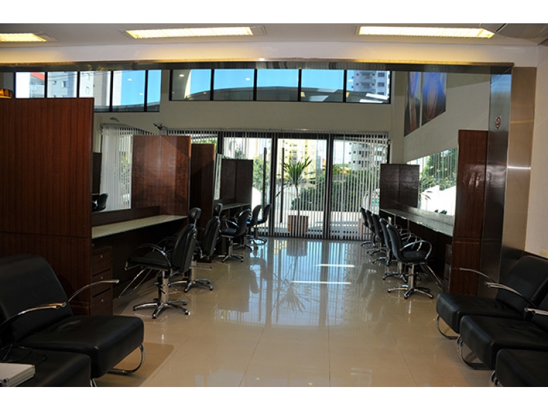 SALÃO DE CABELEIREIROS NO MORUMBI EM SÃO PAULO