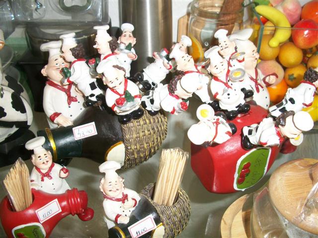 PRESENTES E DECORAÇÕES EM PIABETÁ MAGÉ - R & M - RJ