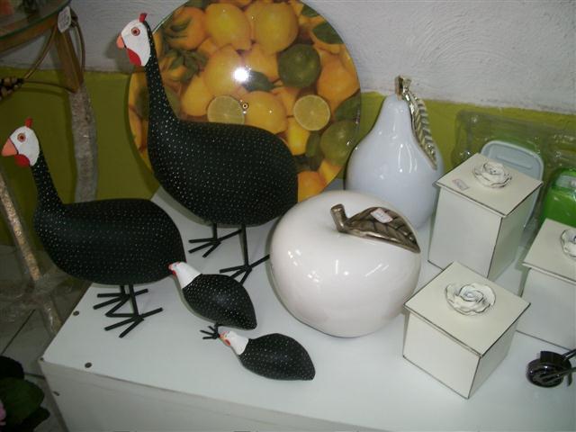 PRESENTES E DECORAÇÕES EM PIABETÁ MAGÉ - R & M - RJ