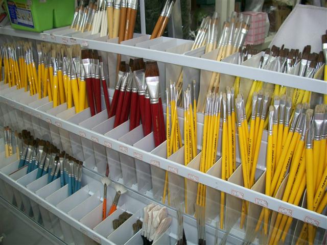 PRESENTES E DECORAÇÕES EM PIABETÁ MAGÉ - R & M - RJ