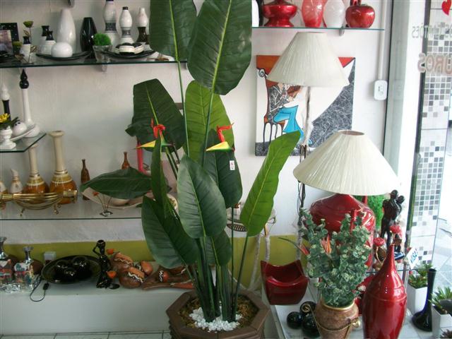 PRESENTES E DECORAÇÕES EM PIABETÁ MAGÉ - R & M - RJ