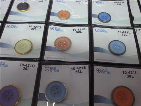 CASEADO E BORDADOS EM PETROPOLIS VADIM CONFECCOES