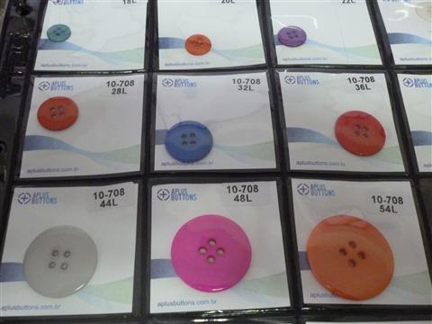 CASEADO E BORDADOS EM PETROPOLIS VADIM CONFECCOES