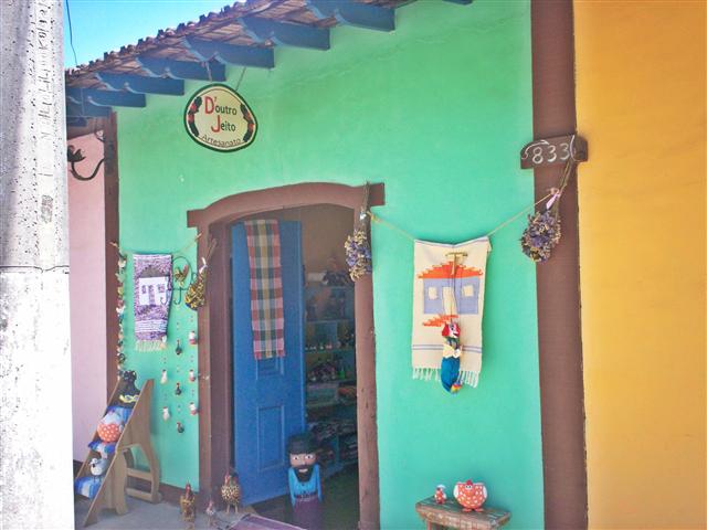 ARTESANATO EM MIGUEL PEREIRA - D OUTRO JEITO