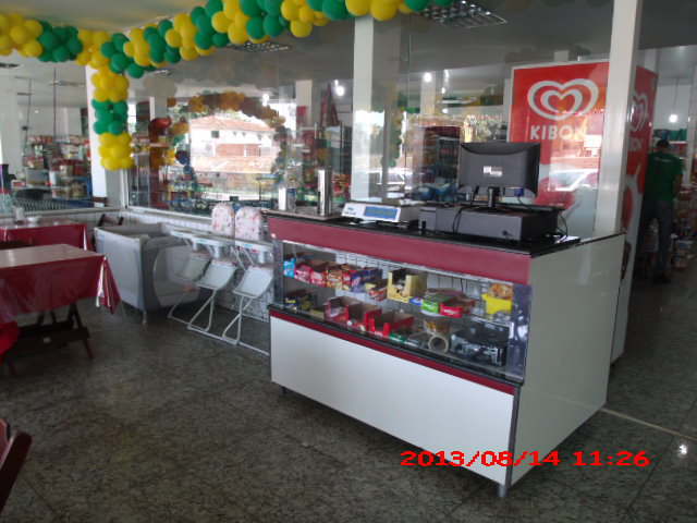 RESTAURANTE SUPERMERCADO EM CAMPOS DOS GOYTACAZES - STOCK
