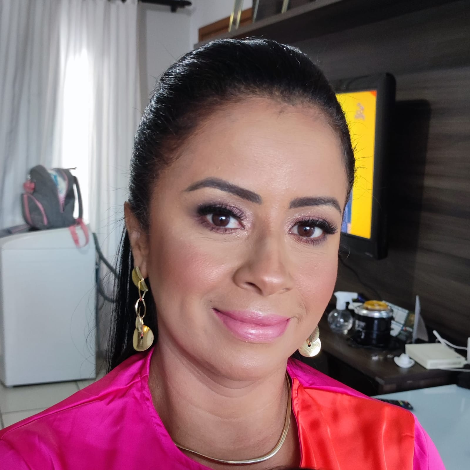 MAQUIAGEM PROFISSIONAL EM VOLTA REDONDA RJ