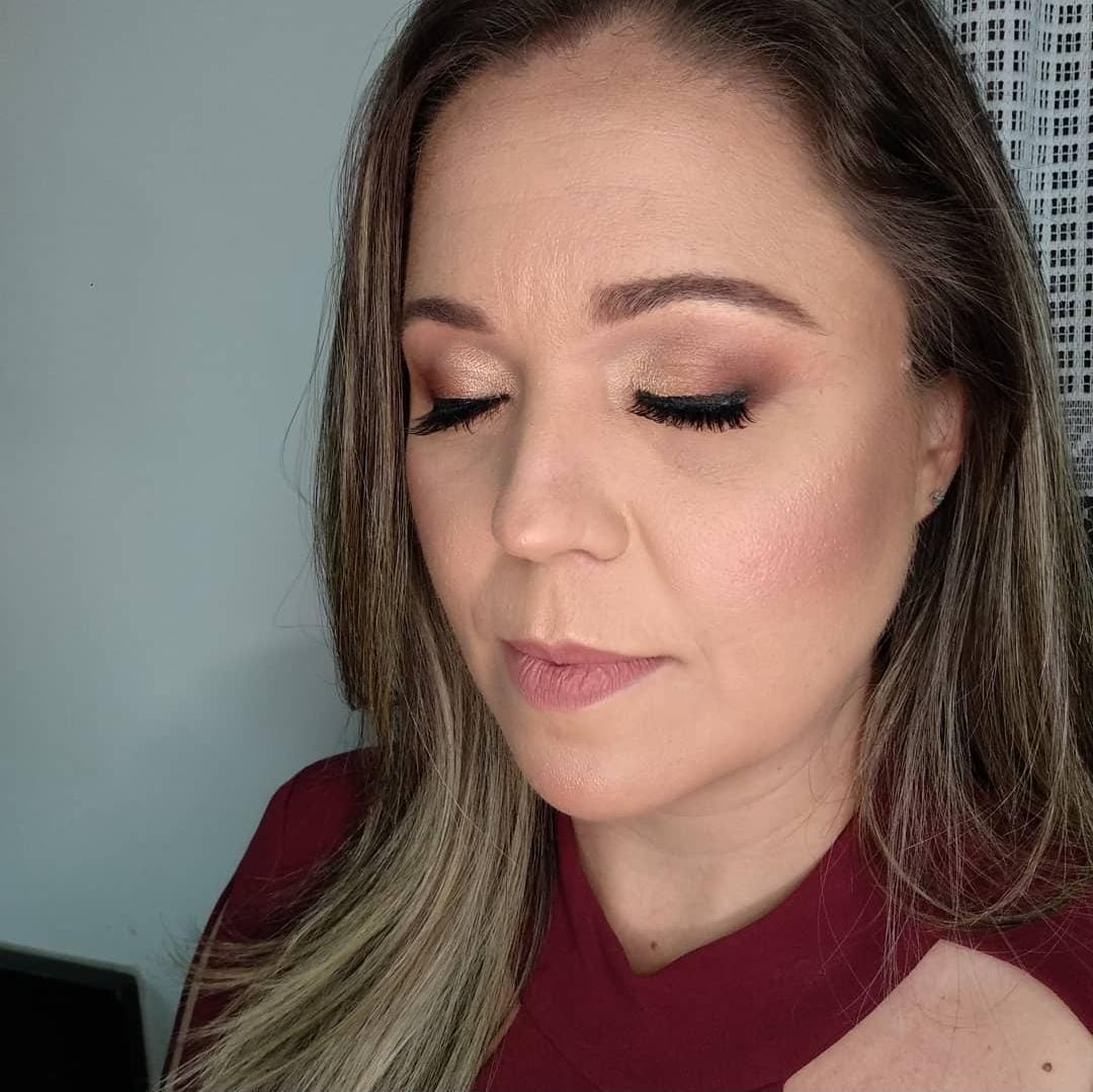 MAQUIAGEM PROFISSIONAL EM VOLTA REDONDA RJ