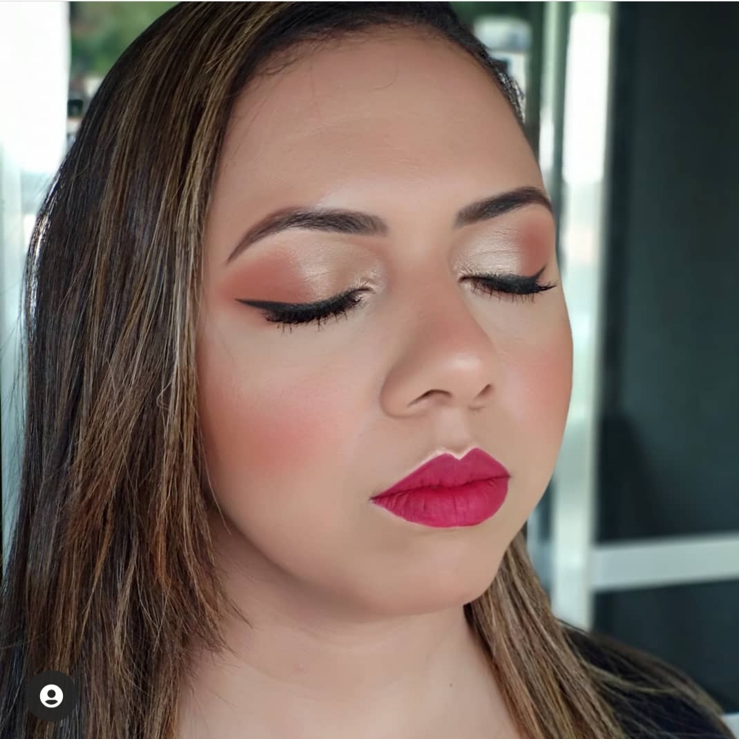 MAQUIAGEM PROFISSIONAL EM VOLTA REDONDA RJ