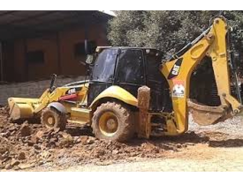 ALUGUEL DE RETROESCAVADEIRA NO MORUMBI EM SÃO PAULO