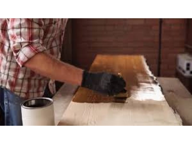 MARCENARIA E PINTURA NA VILA SÔNIA EM SÃO PAULO