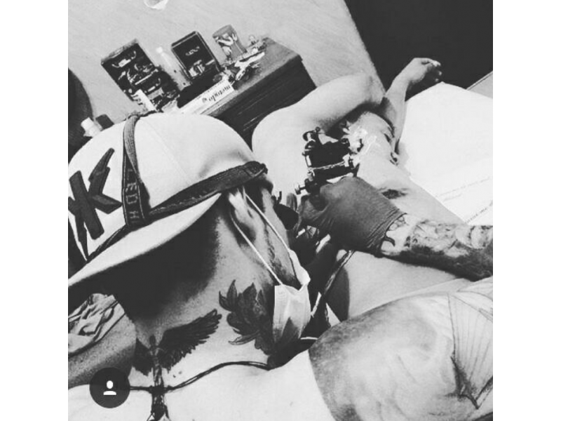 TATUADOR NA REGIÃO DE EMBU AS ARTES - SP