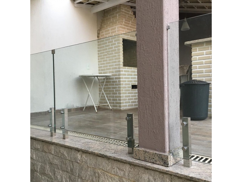 VIDRAÇARIA EM ESTRELA DALVA - MG 