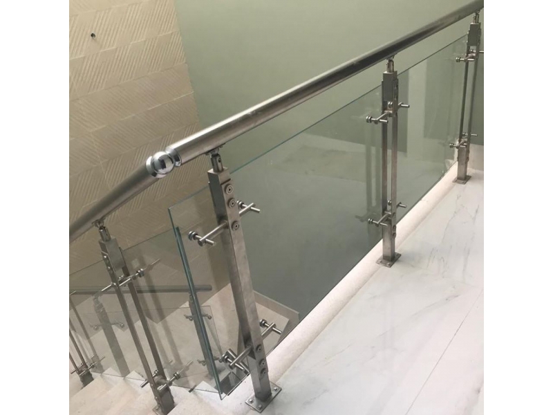 VIDRAÇARIA EM ESTRELA DALVA - MG 