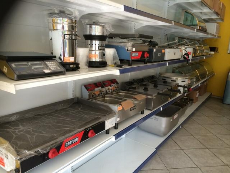 EQUIPAMENTOS COMERCIAIS ZONA NORTE EM PORTO ALEGRE
