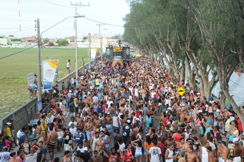 TRIO ELETRICO AFONSON EM CAMPOS DOS GOYTACAZES - AFONSON