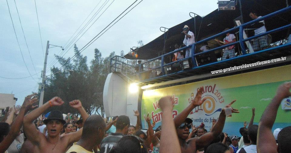 TRIO ELETRICO AFONSON EM CAMPOS DOS GOYTACAZES - AFONSON