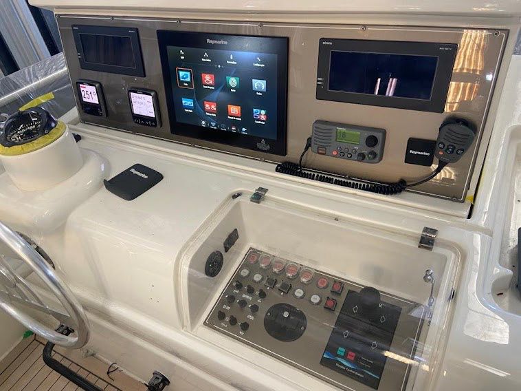 PAINÉIS DE ALUMÍNIO NÁUTICOS EM ANGRA DOS REIS RJ