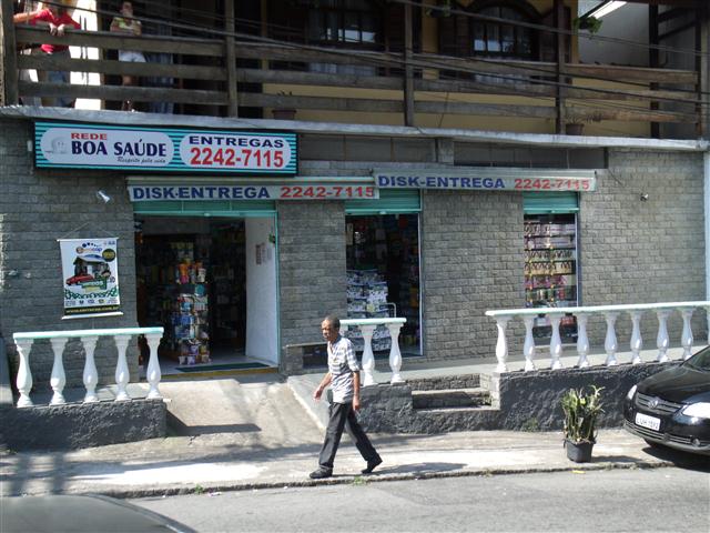 FARMACIA NO BAIRRO CASTRIOTO EM PETROPOLIS - BOA SAUDE - RJ