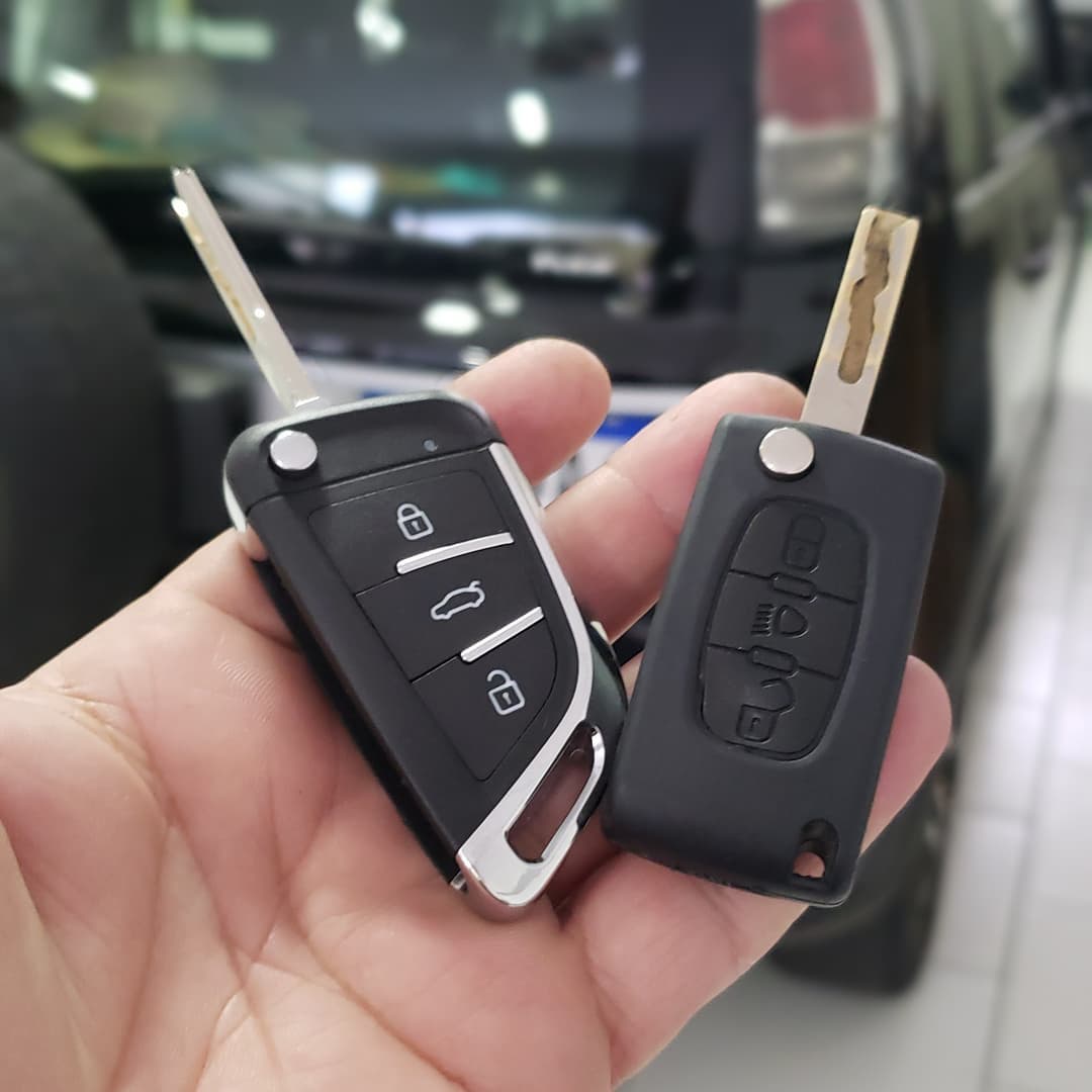 CHAVEIRO 24 HORAS CHAVES CODIFICADAS ZONA NORTE EM PORTO ALEGRE - RENATO CHAVEIRO - RS