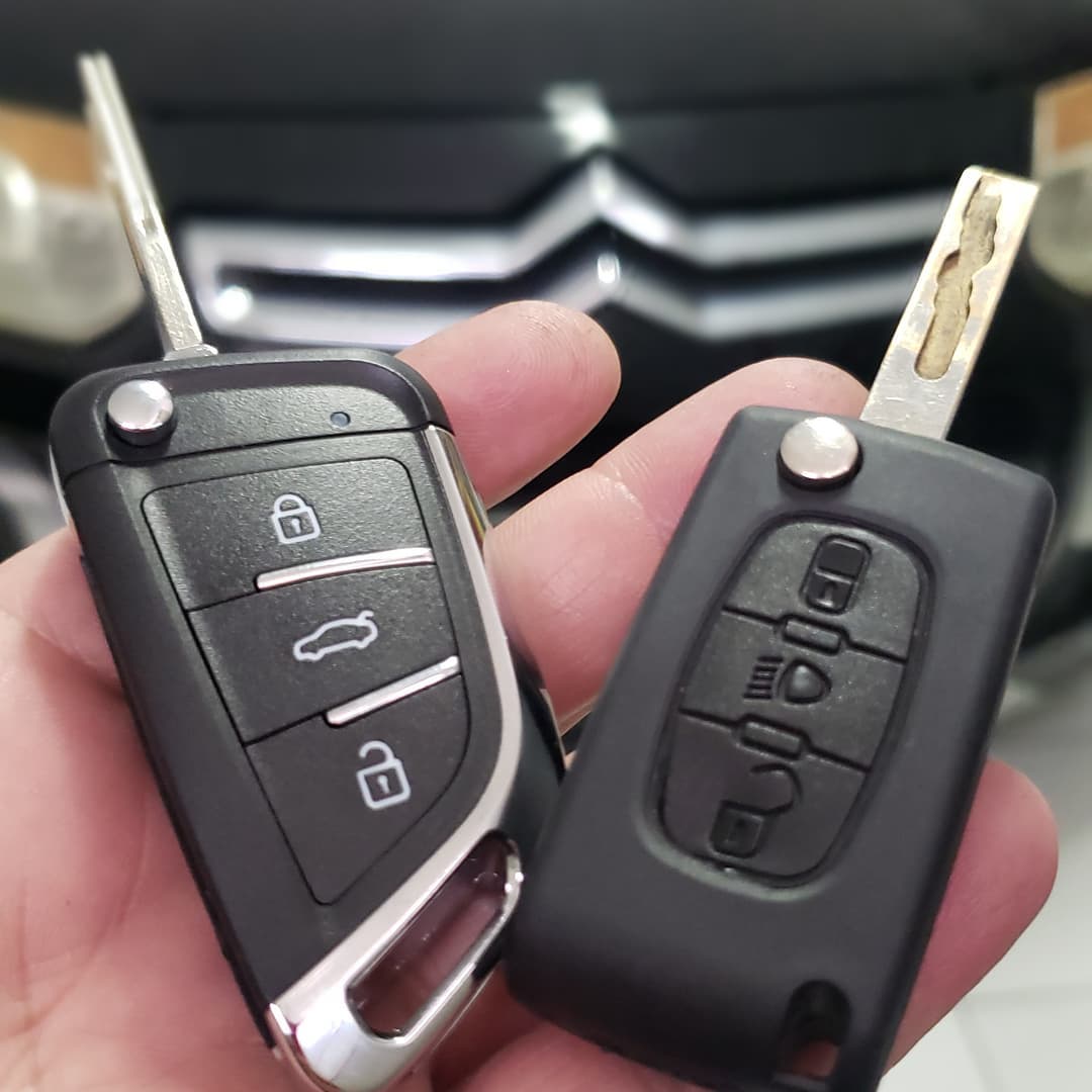 CHAVEIRO 24 HORAS CHAVES CODIFICADAS ZONA NORTE EM PORTO ALEGRE - RENATO CHAVEIRO - RS