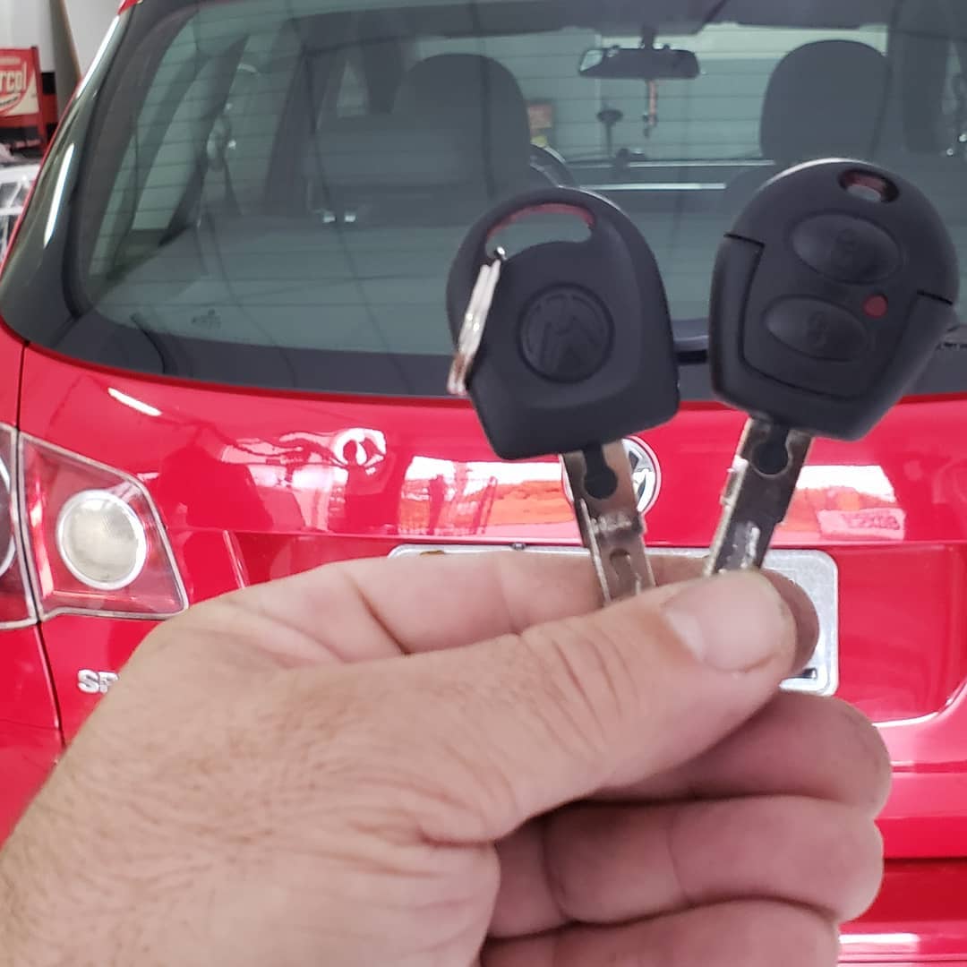 CHAVEIRO 24 HORAS CHAVES CODIFICADAS ZONA NORTE EM PORTO ALEGRE - RENATO CHAVEIRO - RS