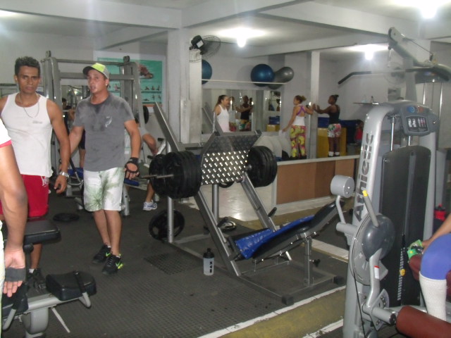 ACADEMIA EM CAMPOS DOS GOYTACAZES - ESTACÕES FITNES