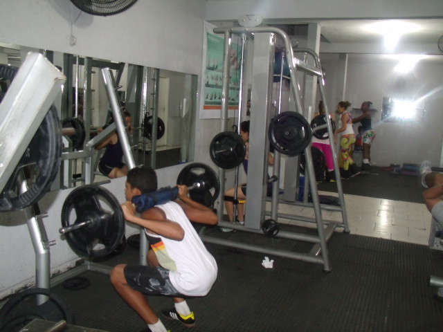 ACADEMIA EM CAMPOS DOS GOYTACAZES - ESTACÕES FITNES