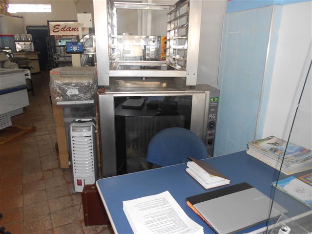 INSTALAÇÕES COMERCIAIS EM TRÊS RIOS - CAM MARQUES