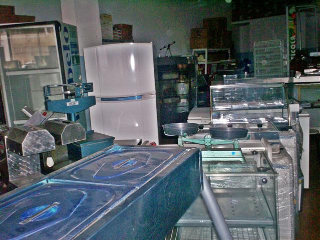 INSTALAÇÕES COMERCIAIS EM TRÊS RIOS - CAM MARQUES