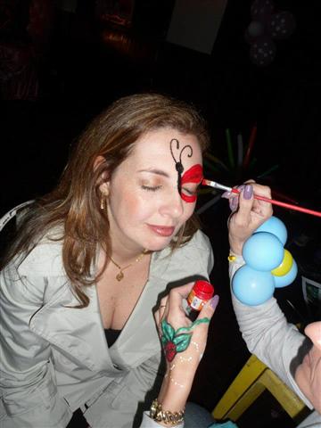 PINTURA FACIAL E ESCULTURA COM BOLAS EM PETROPOLIS - TALITA ANIMAÇÕES