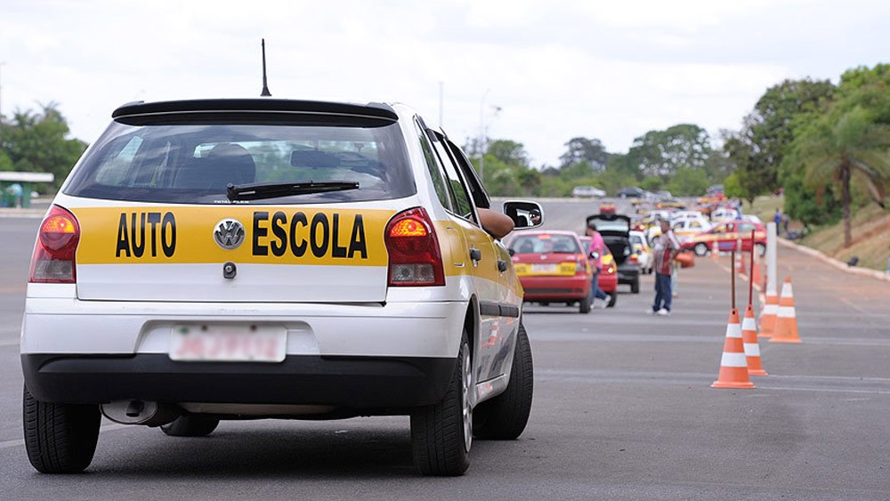 CFC- AUTO ESCOLA EM CACHOEIRO DE ITAPEMIRIM -