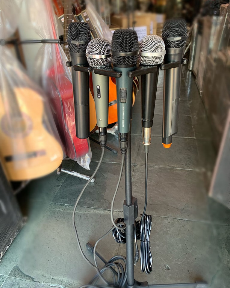 INSTRUMENTOS MUSICAIS EM TRÊS RIOS