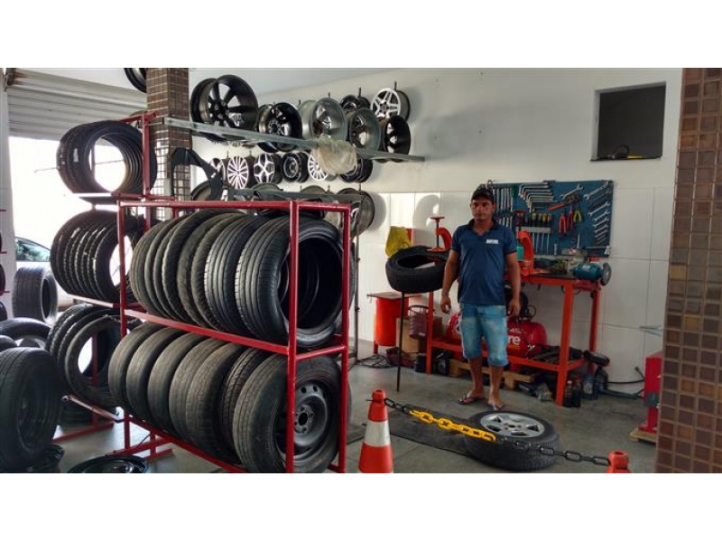 PNEUS EM PROPRIÁ - WhatsApp Online