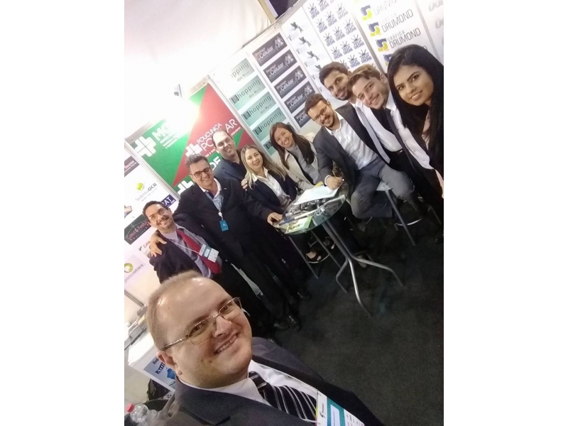 ESTANDE ASSOCIATIVO - ANUNCIO EM FOCO
