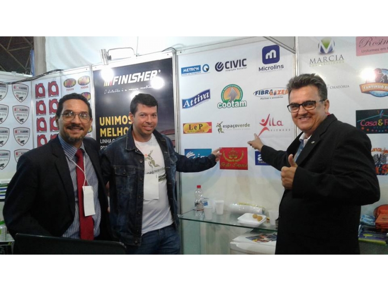 ESTANDE ASSOCIATIVO - ANUNCIO EM FOCO