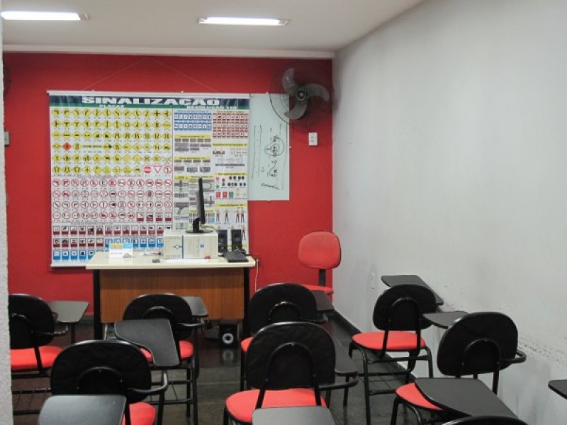 AUTO ESCOLA NO CAXINGUI EM SÃO PAULO